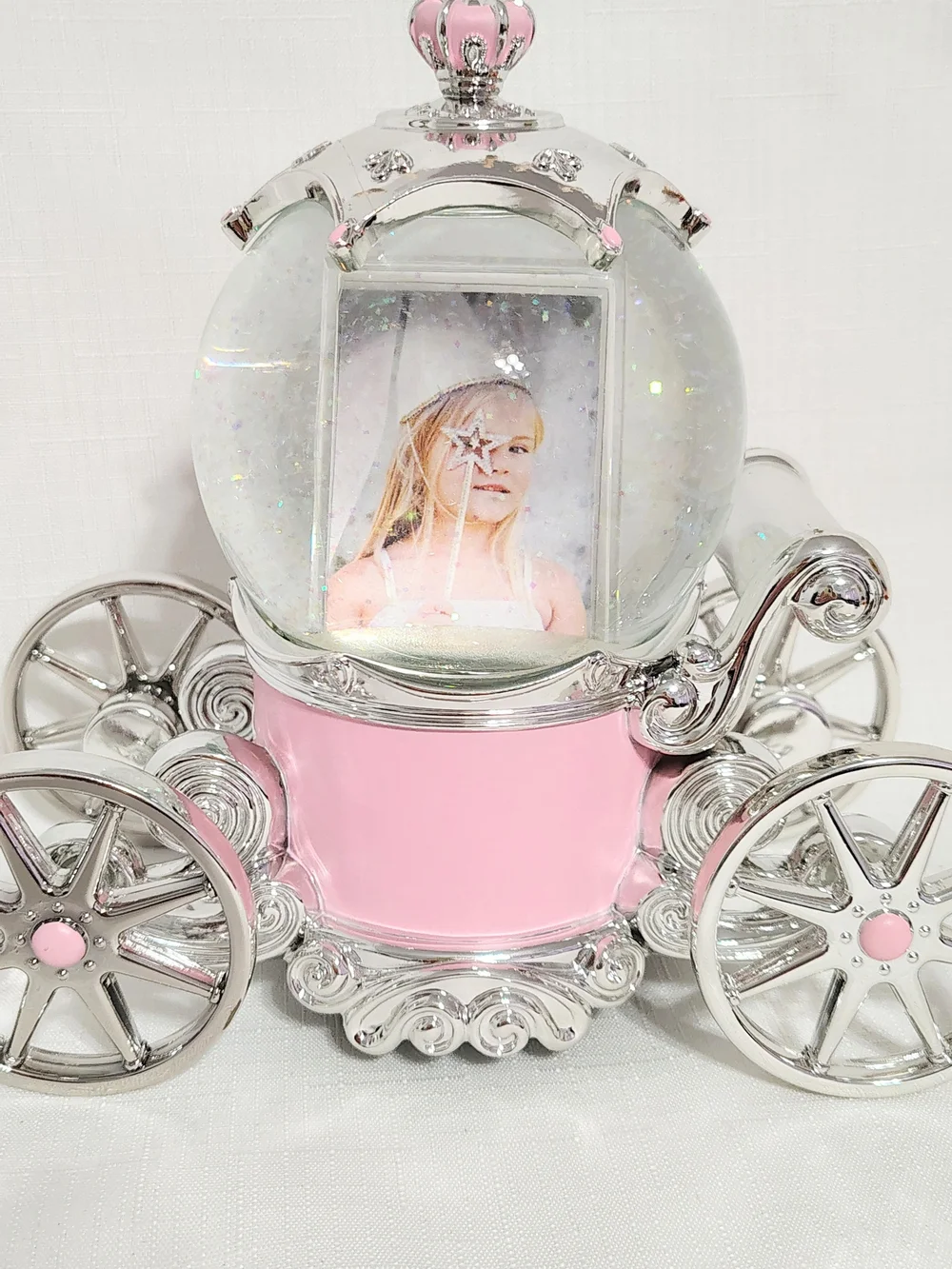 Things Remembered Musical Snow  Globe Cinderella Princess Carriage Photo Frame